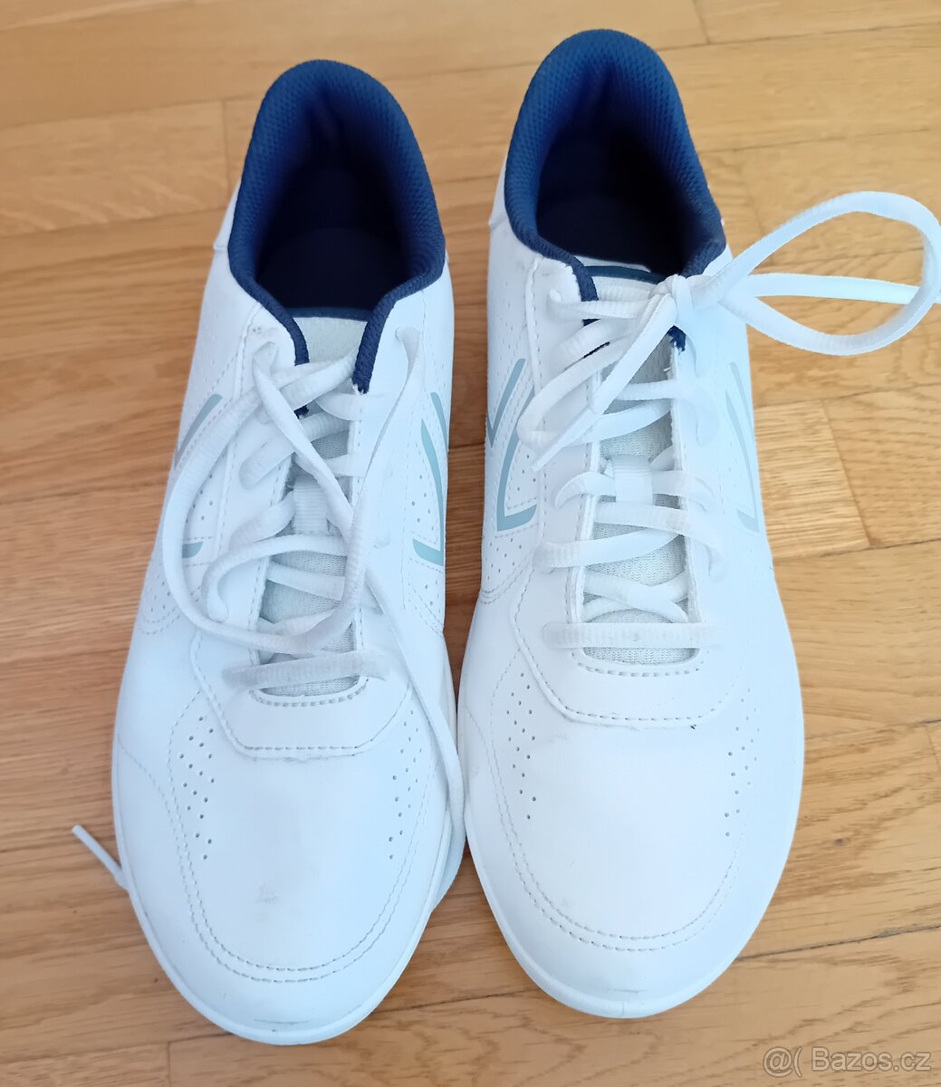 Sportovní boty Artengo s bílou podrážkou vel. 41 - zánovní