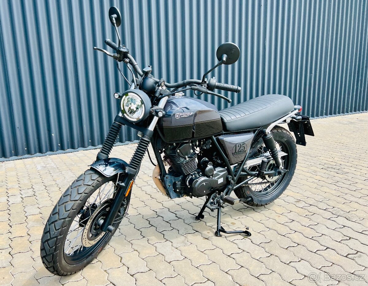 BRIXTON 125, ABS, Led, po servise, nová STK, 5000 km
