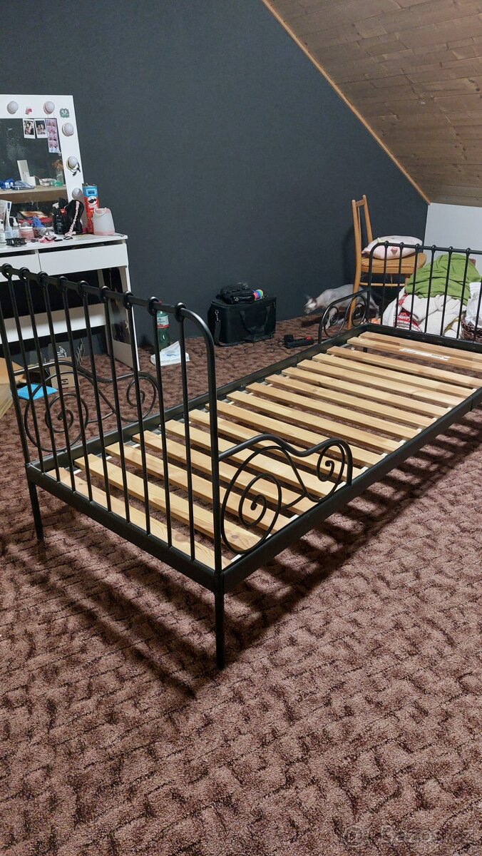Dětská rostoucí postel IKEA