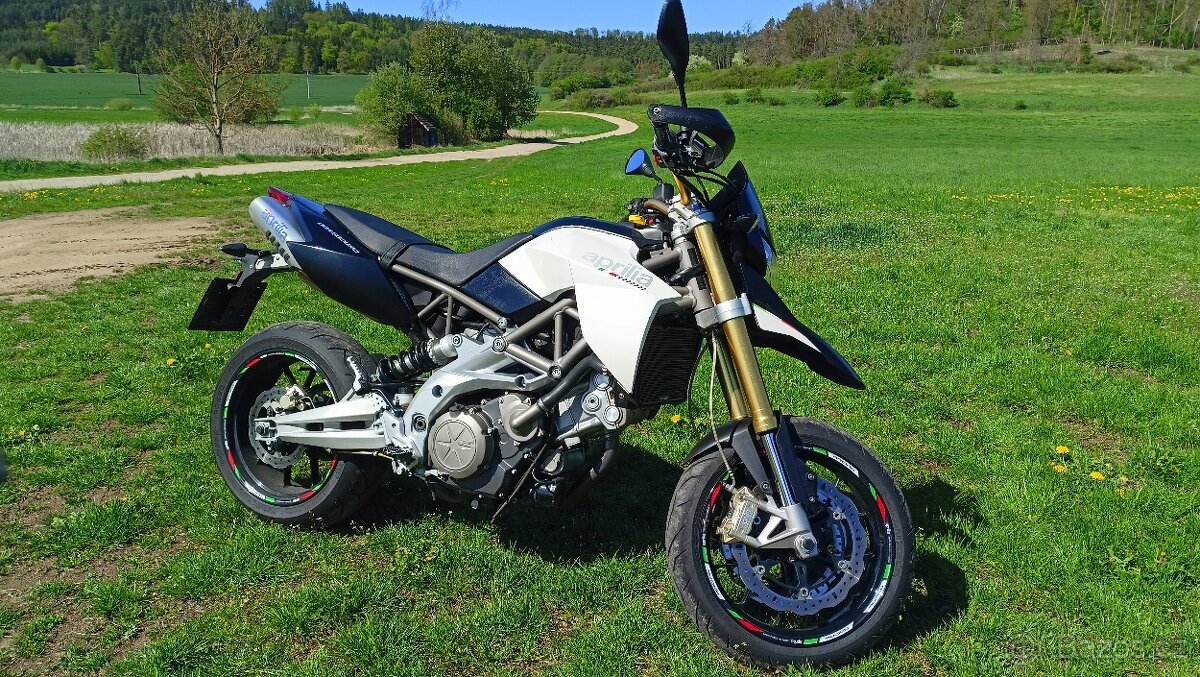 Aprilia dorsoduro 750