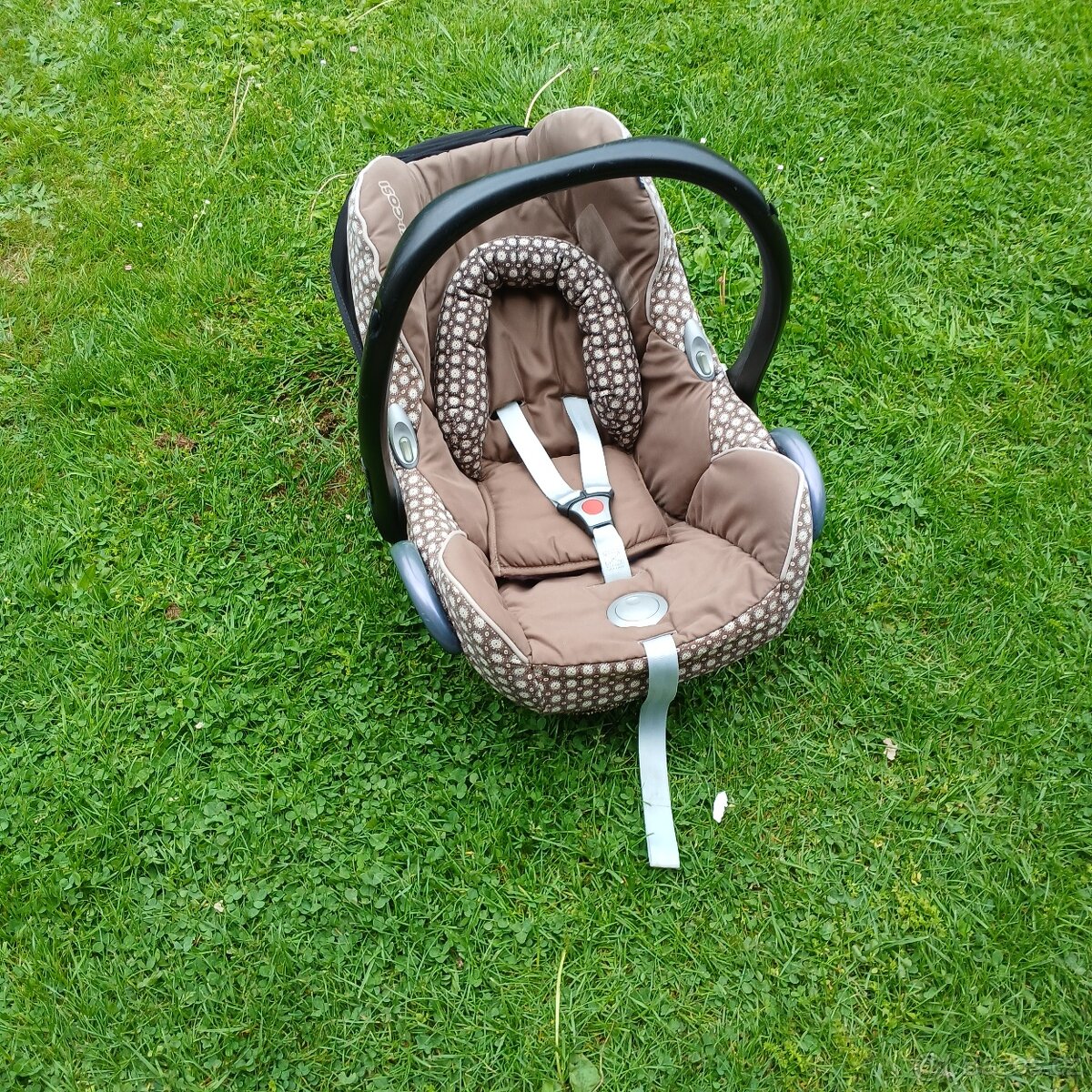 2x vajíčko Maxi-Cosi 0-13kg