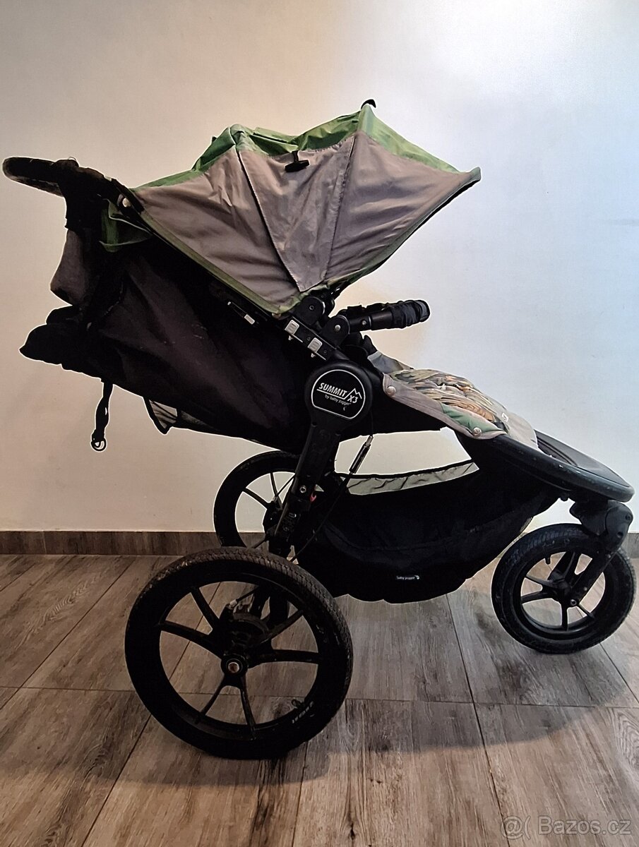 Kočárek Baby Jogger Summit X3
