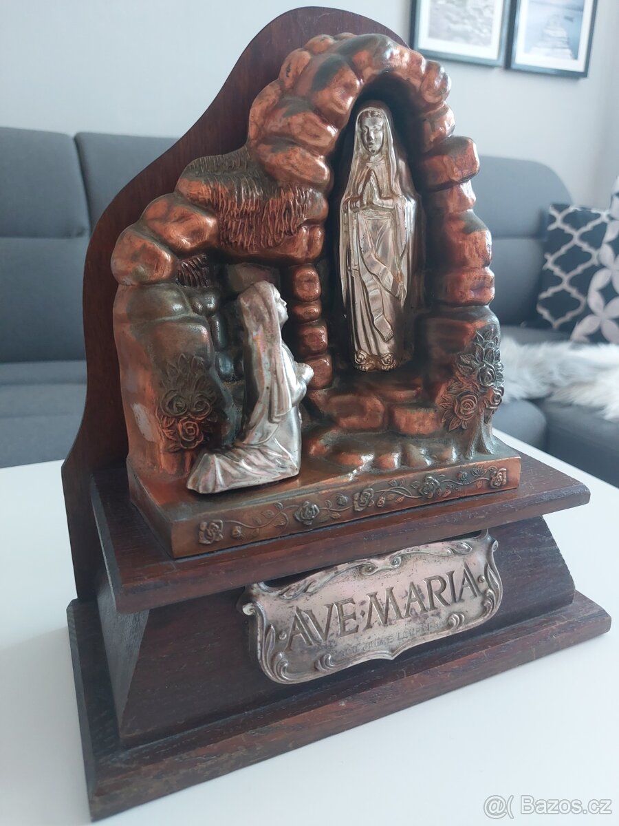 Domácí oltářek