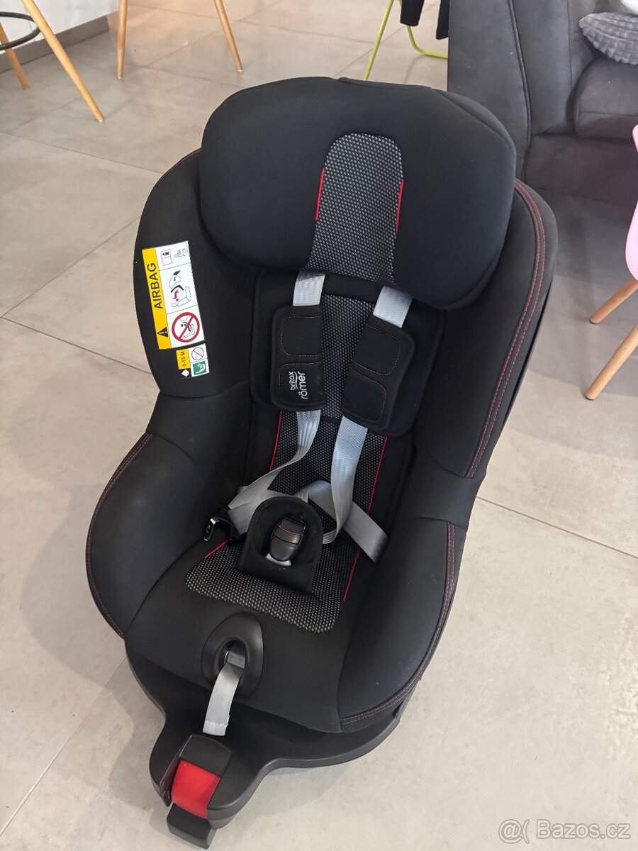 Britax Römer M i-Size černá