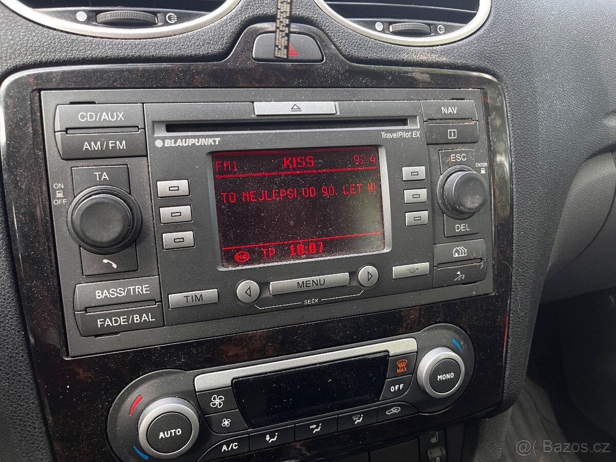 Ford Focus MK2 originální autorádio
