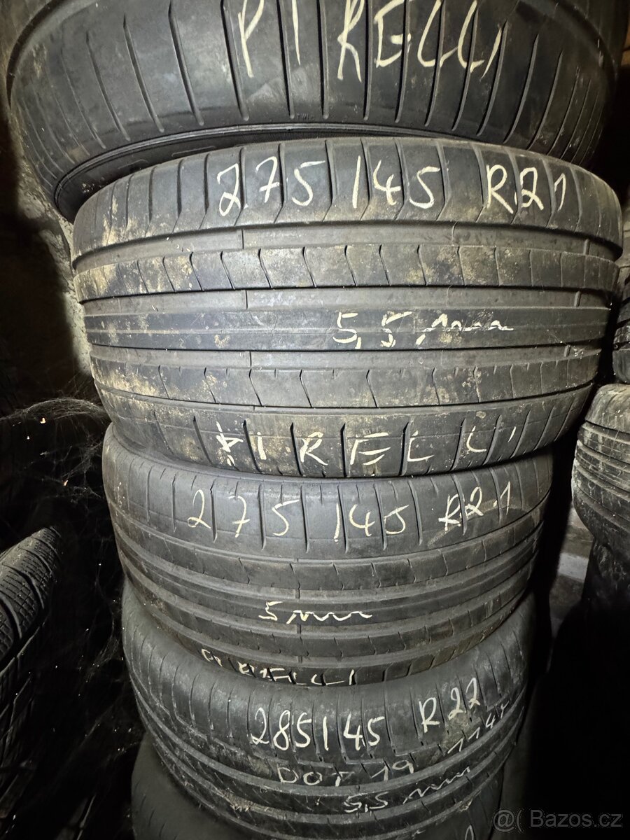 Letní sada pneu 2x275/45 a 315/40 R21 Pirelli