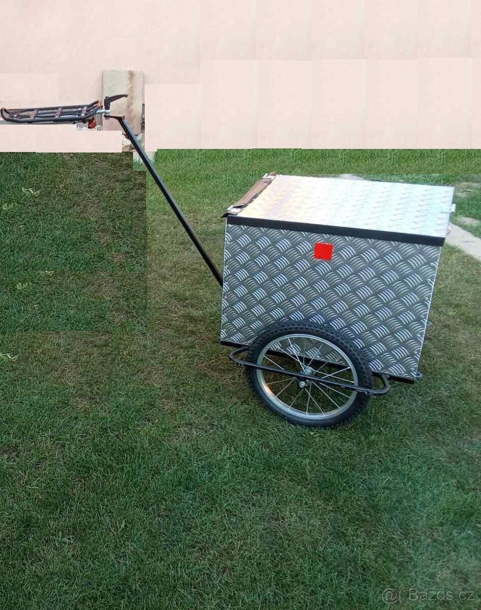 Vozík za kolo s nosičem
