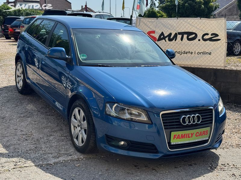 Audi A3, 2.0,SERVIS.KN,BIXENONY,TEMPOMA