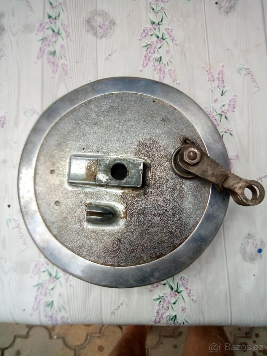 Jawa Kývačka