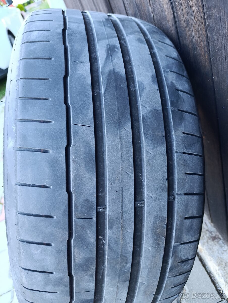 Letní pneu 255/45 r19