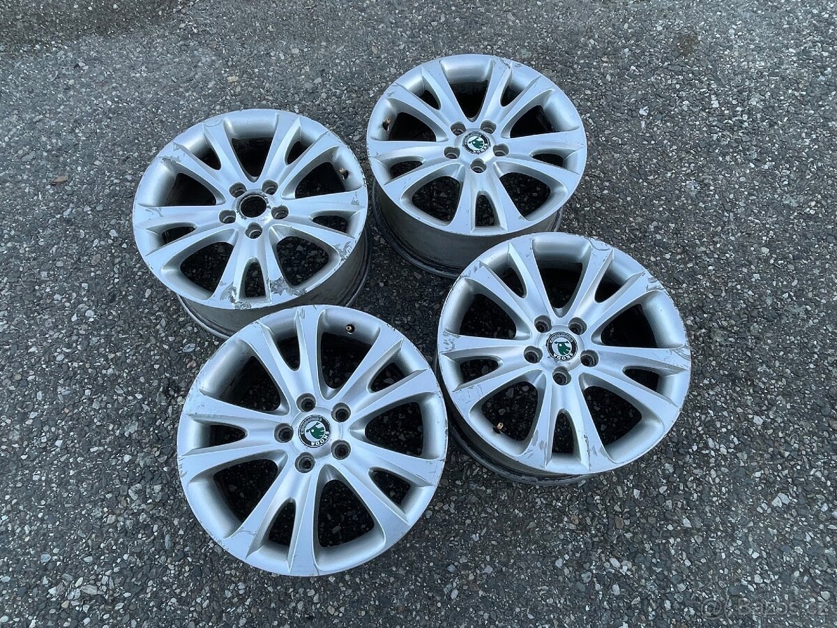 Alu Škoda r17 5x112 TRIFID