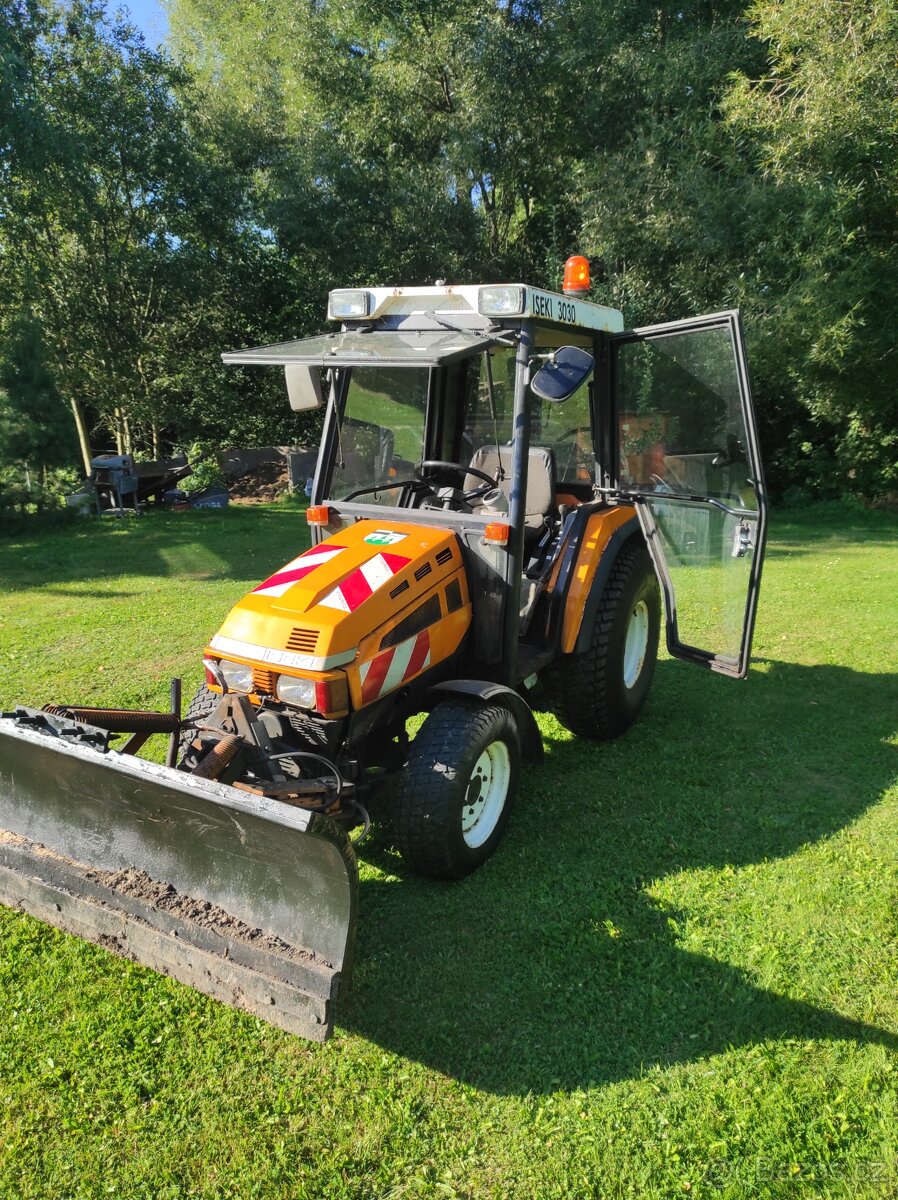 Malotraktor ISEKI 3030 4x4 diesel