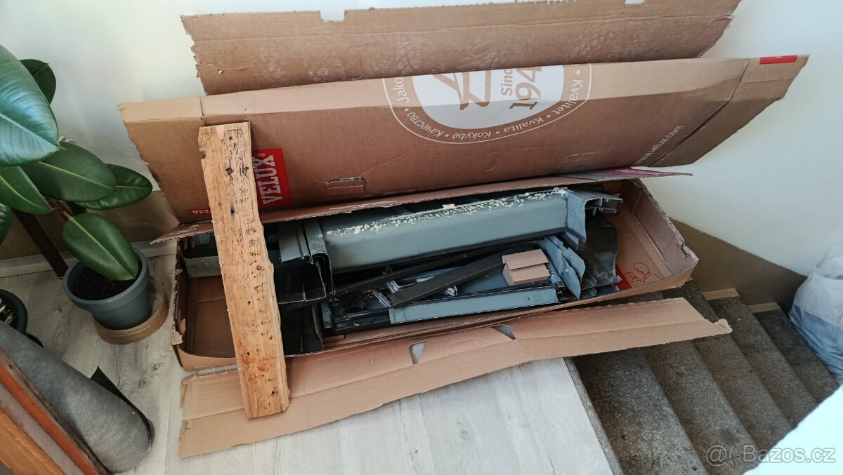 Střešní okna Velux starší