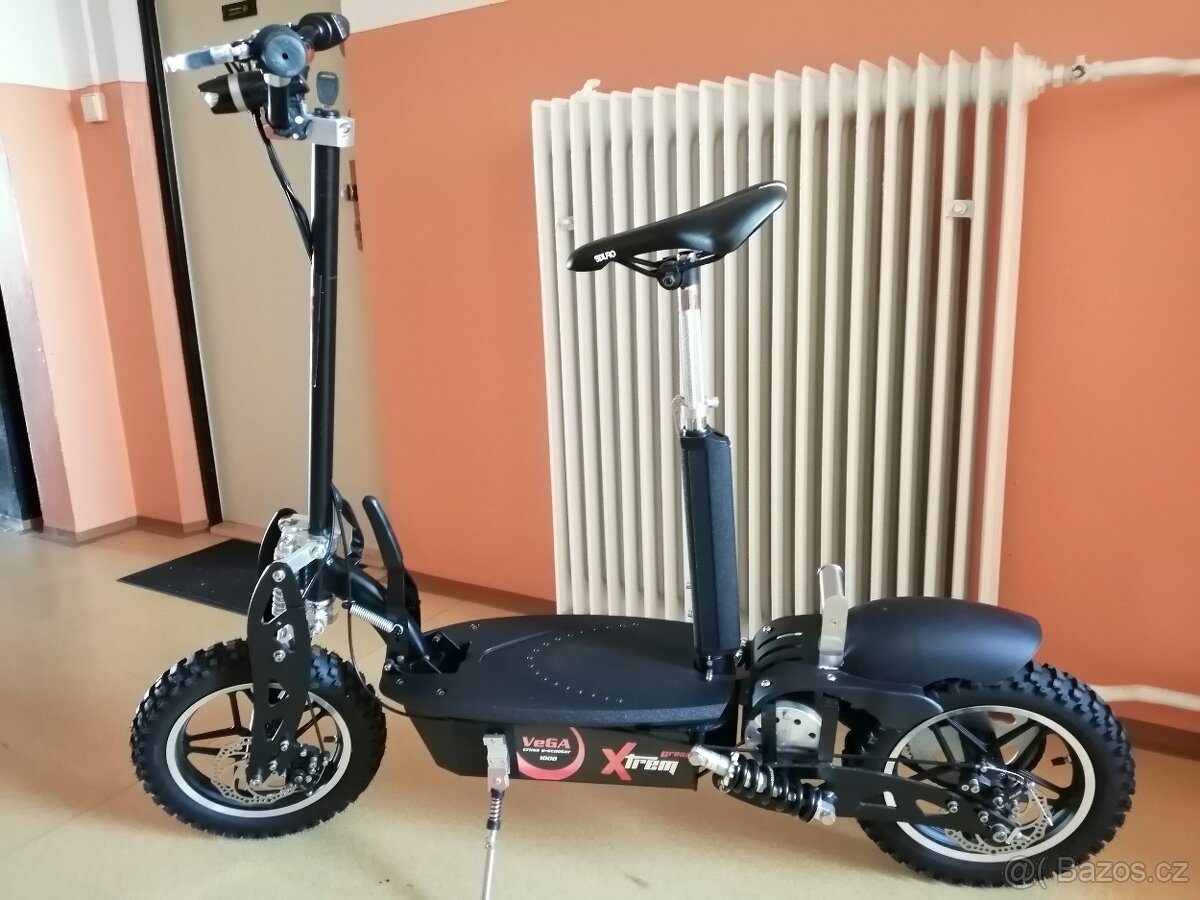 Prodej elektrické koloběžky VeGA Xtrem CROSS 1000