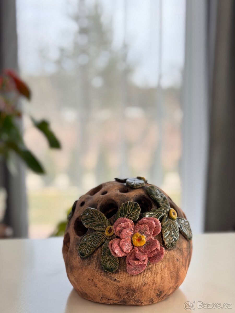 "Květinová lucerna"