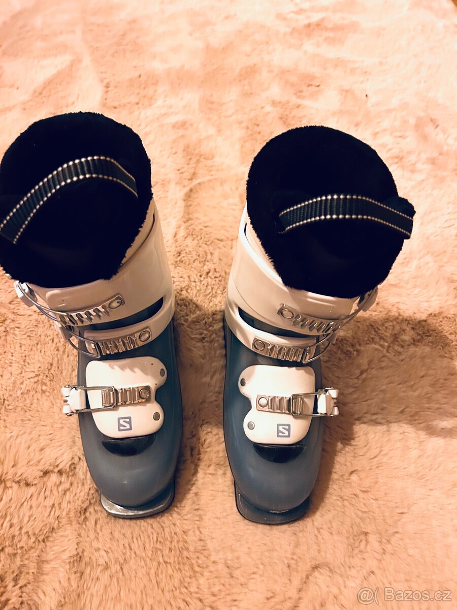 Lyžařské boty 37