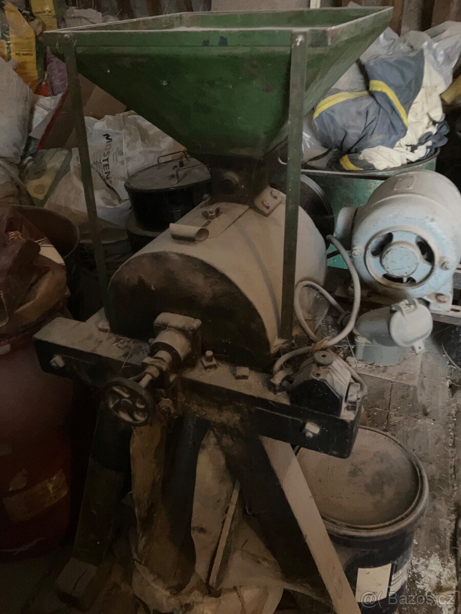 Šrotovník šroťák