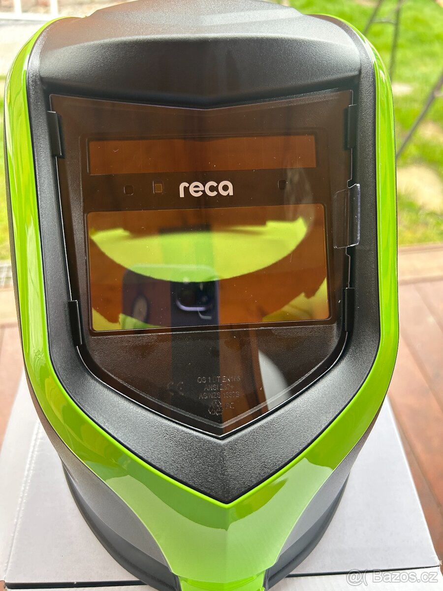 Svařovací helma Optrel p550 zelená/černá