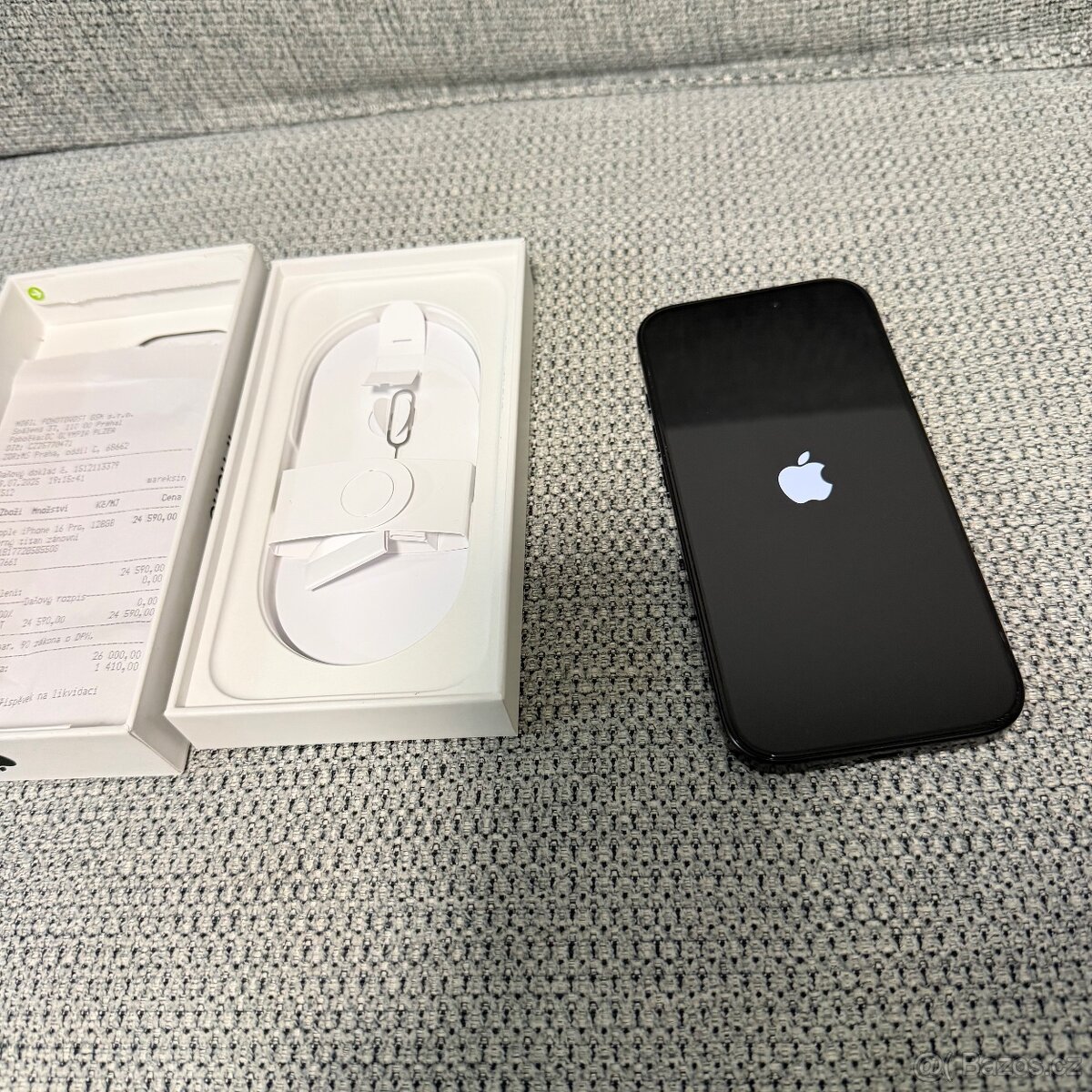 Apple iPhone 16 Pro 128 GB – TOP stav, baterie 100 %, záruka