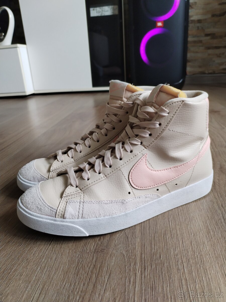 Nike Blazer Mid 77 vel 40,5