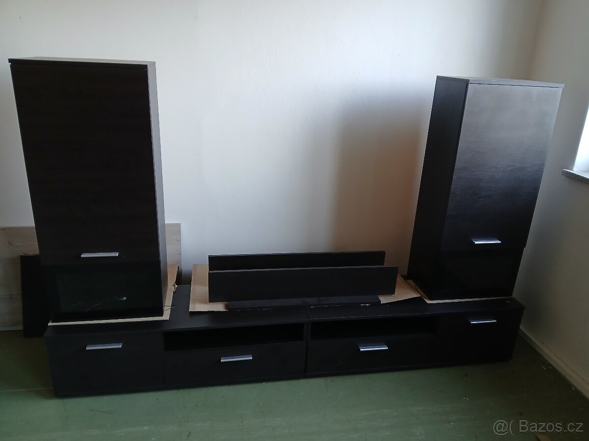 Prodám obývací stěnu