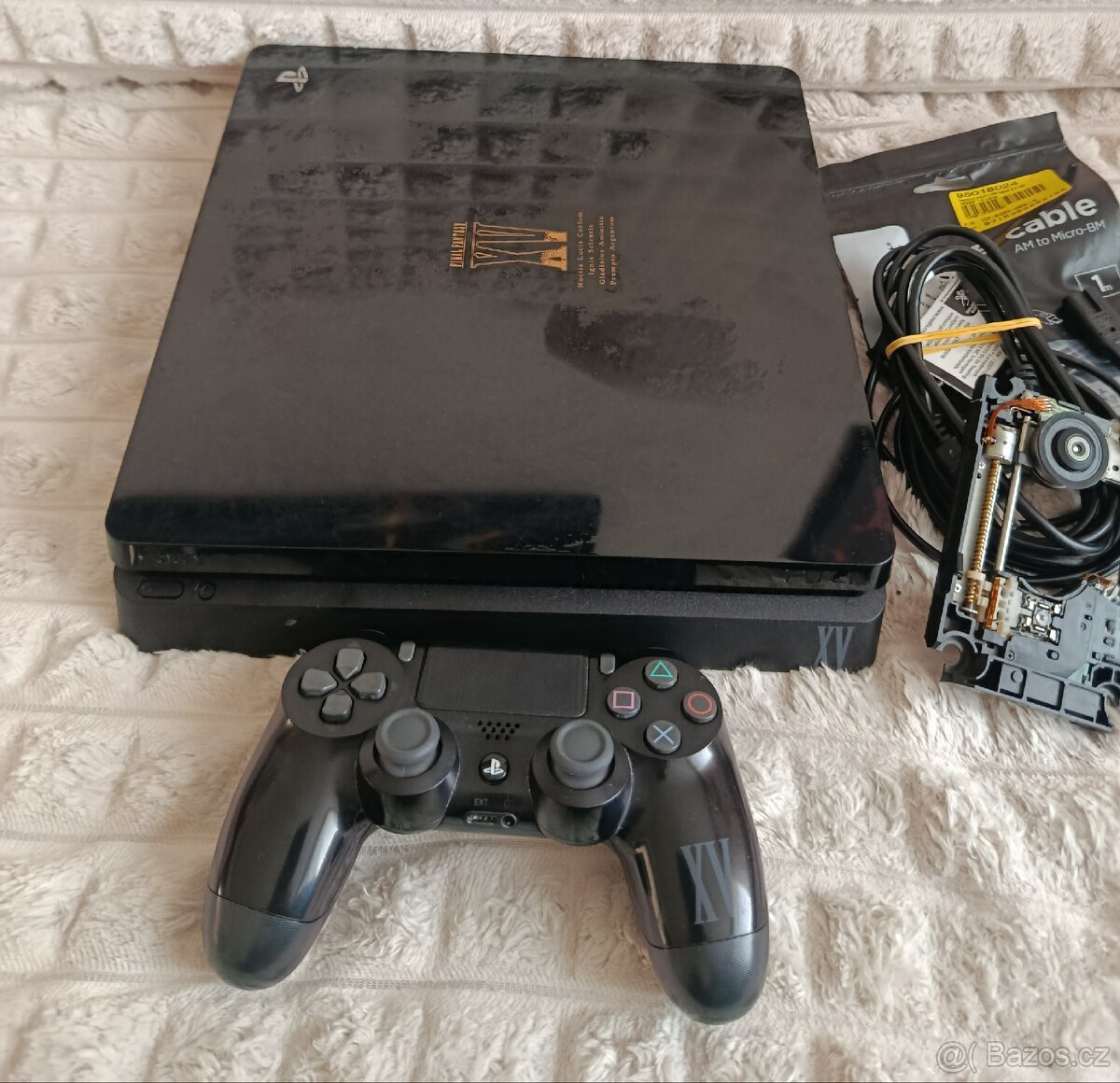 PS4 SLIM EDICE FINAL FANTASY CUH-2016B