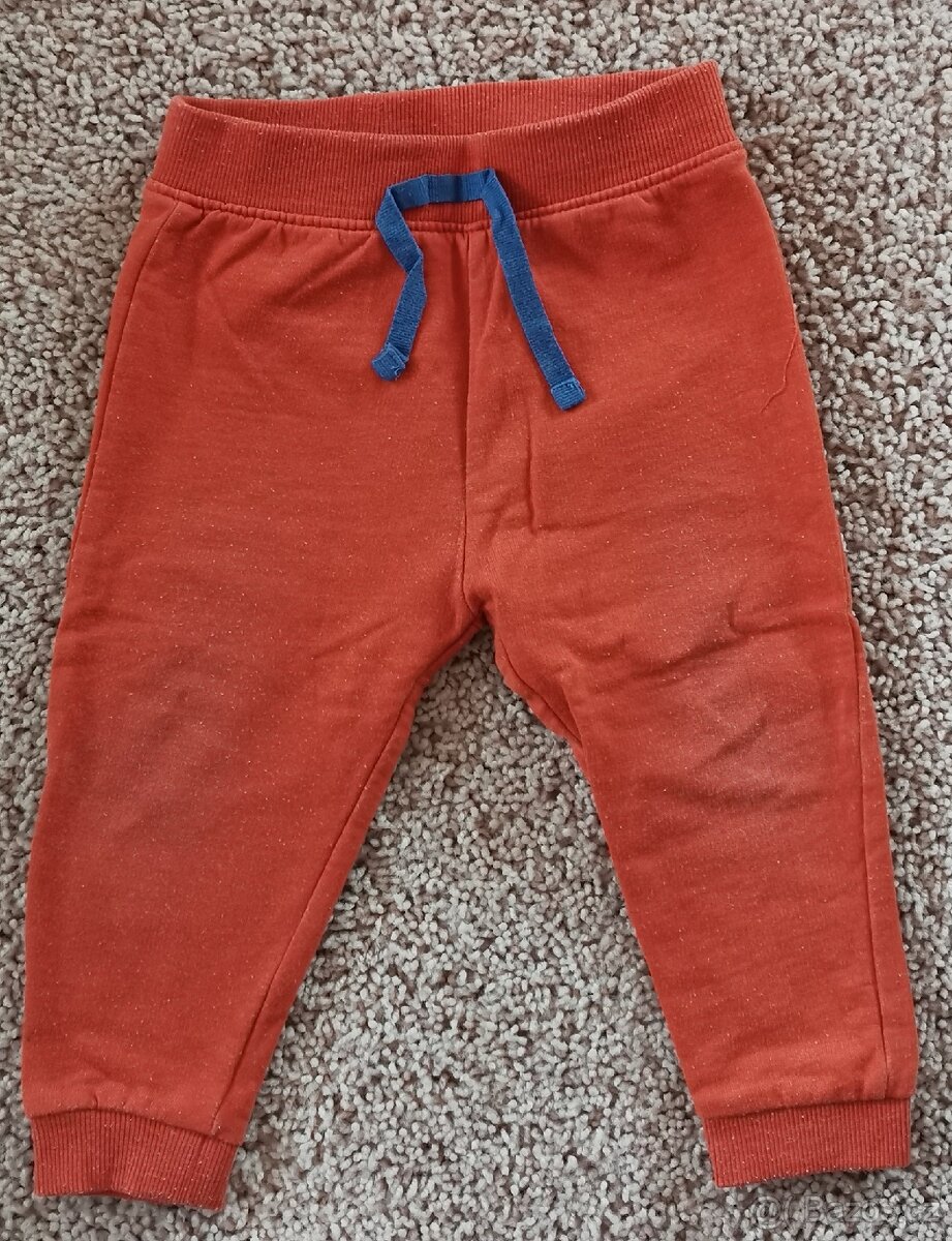 Dětské tepláčky vel. 74/80