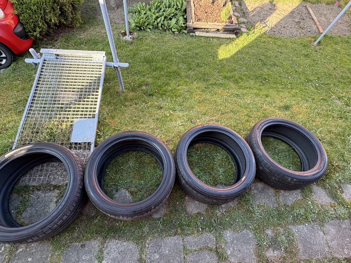 Bridgestone 255/40/R20 101Y