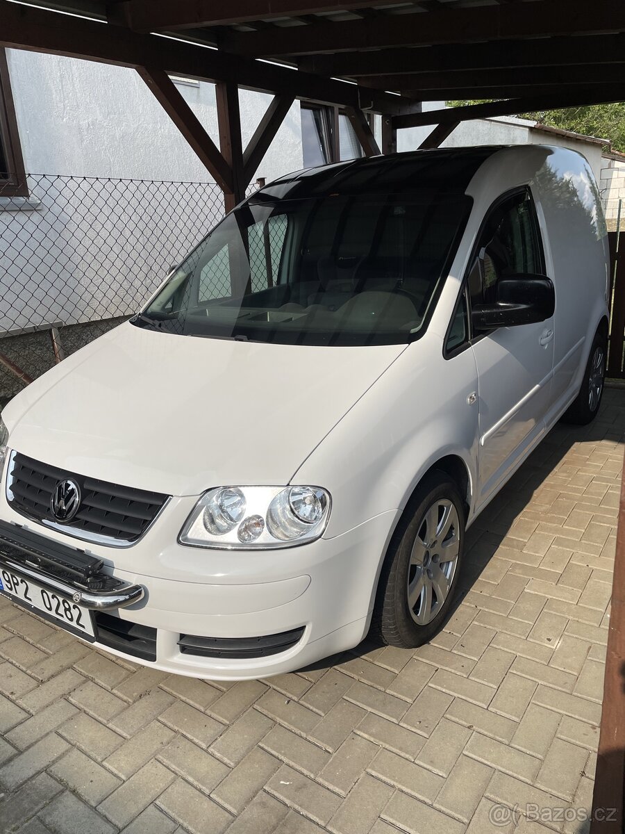 VW Caddy 2.0 SDI Stavební auto 2.místa
