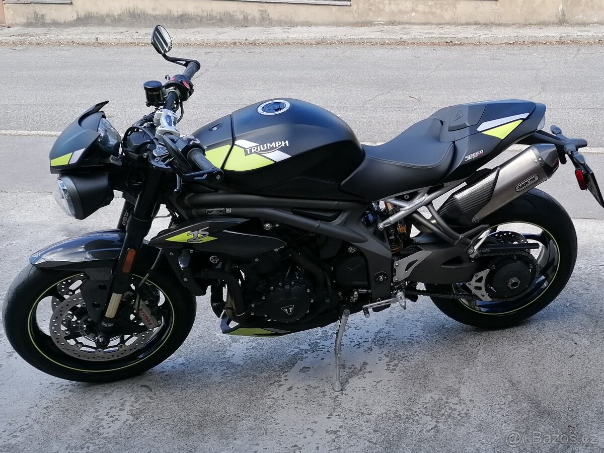TRIUMPH Speed Triple RS 1050
