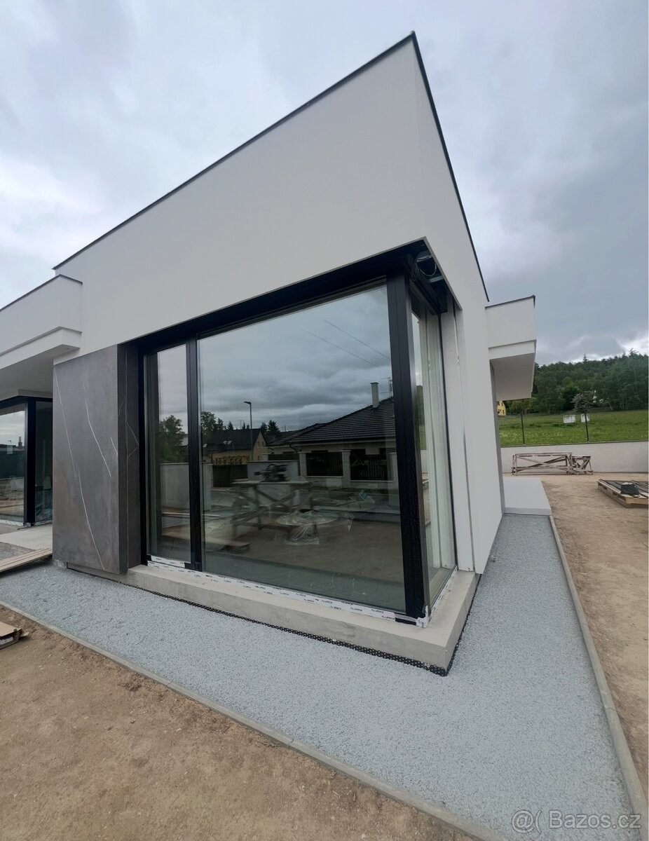 kvalitní plastová a hliníková okna
