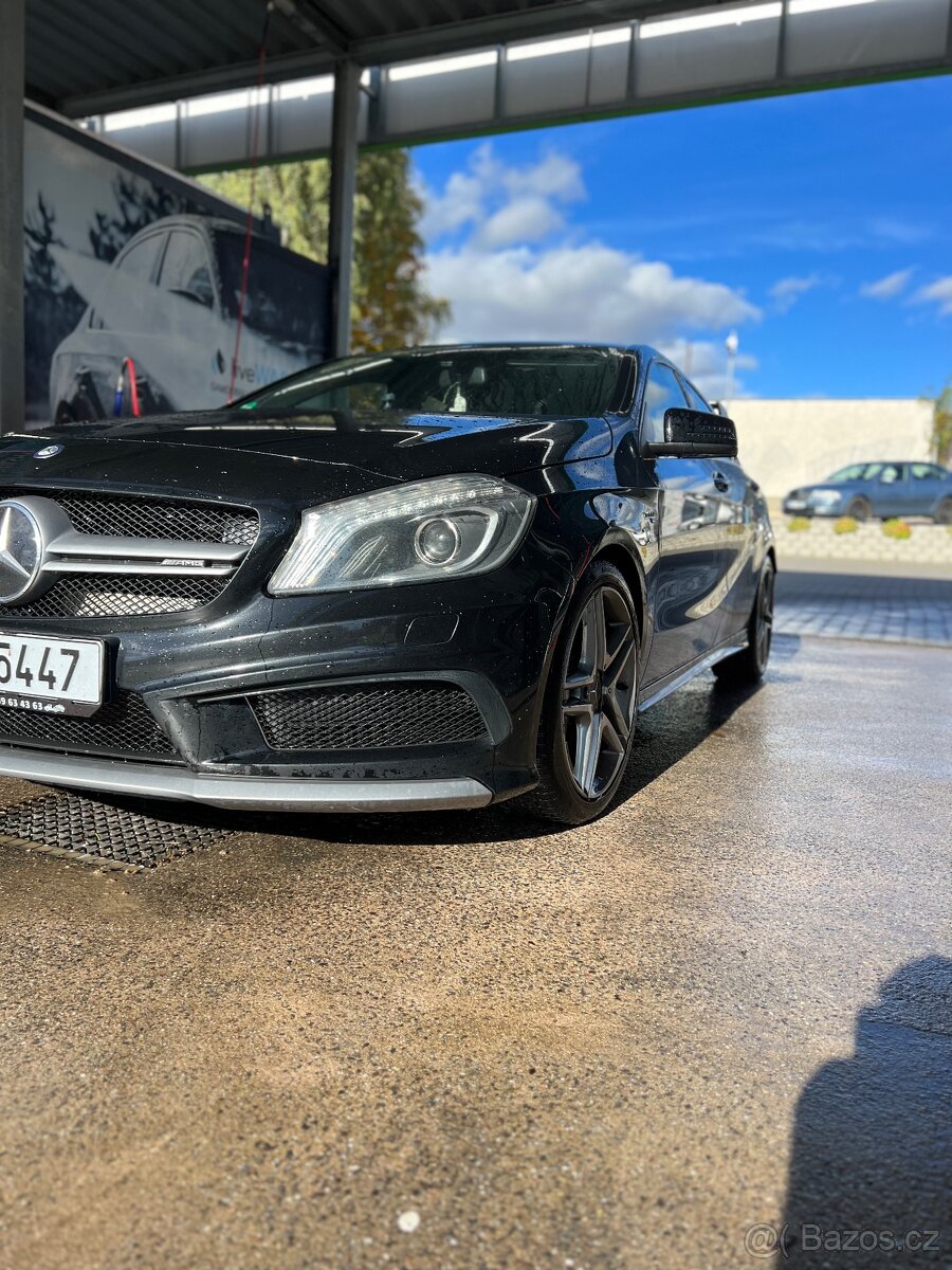 Mercedes Benz a45 amg
