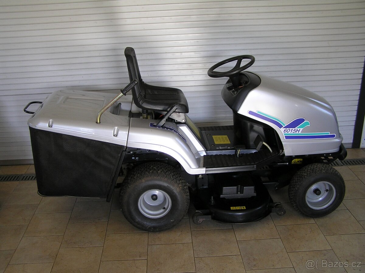 Prodám zahradní traktor LAWNBOSS 6015 H