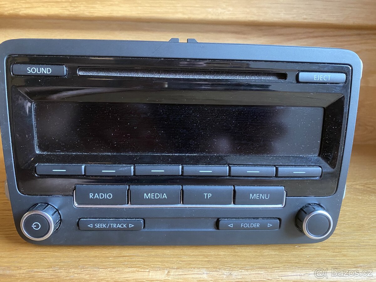 Originalni Radio s CD a bluetooth VW