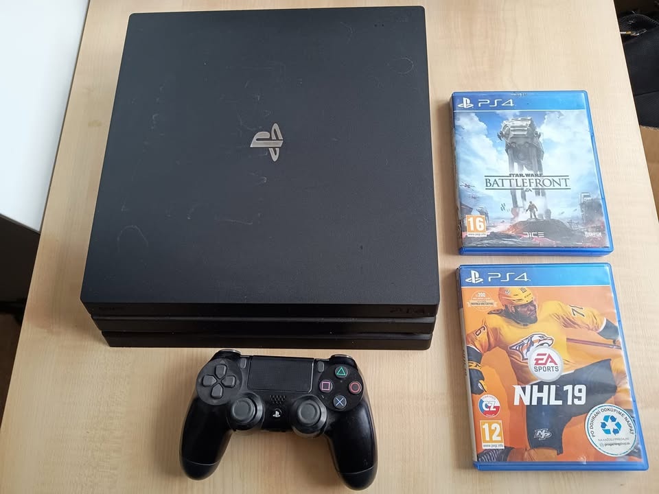 PS4 PRO 1 TB