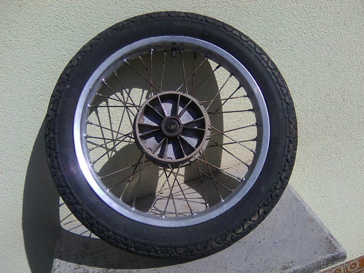 čz 250/350 471/472- duralové kolo,kryt řetězu,nádrž,blatníky