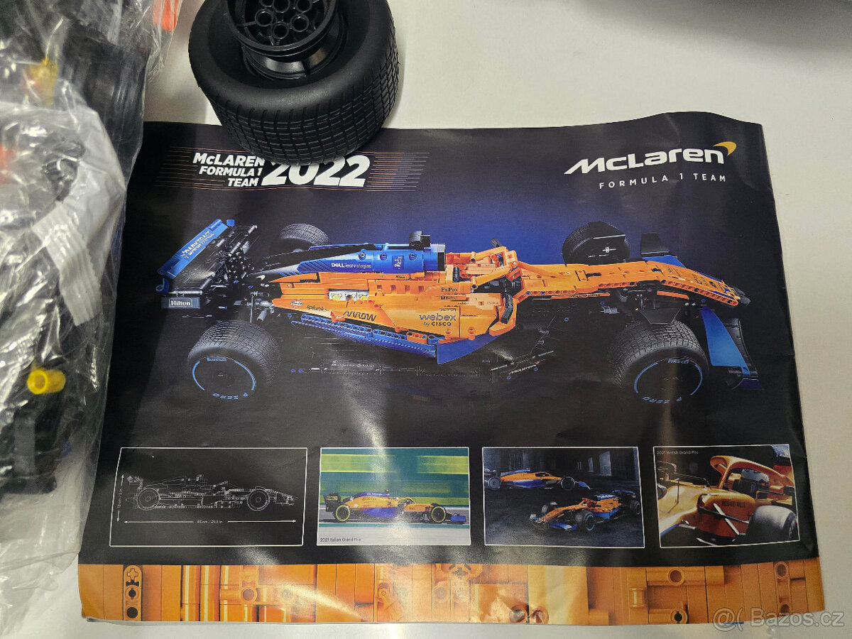 Stavebnice Technic Závodní auto McLaren F1 (náhrada)