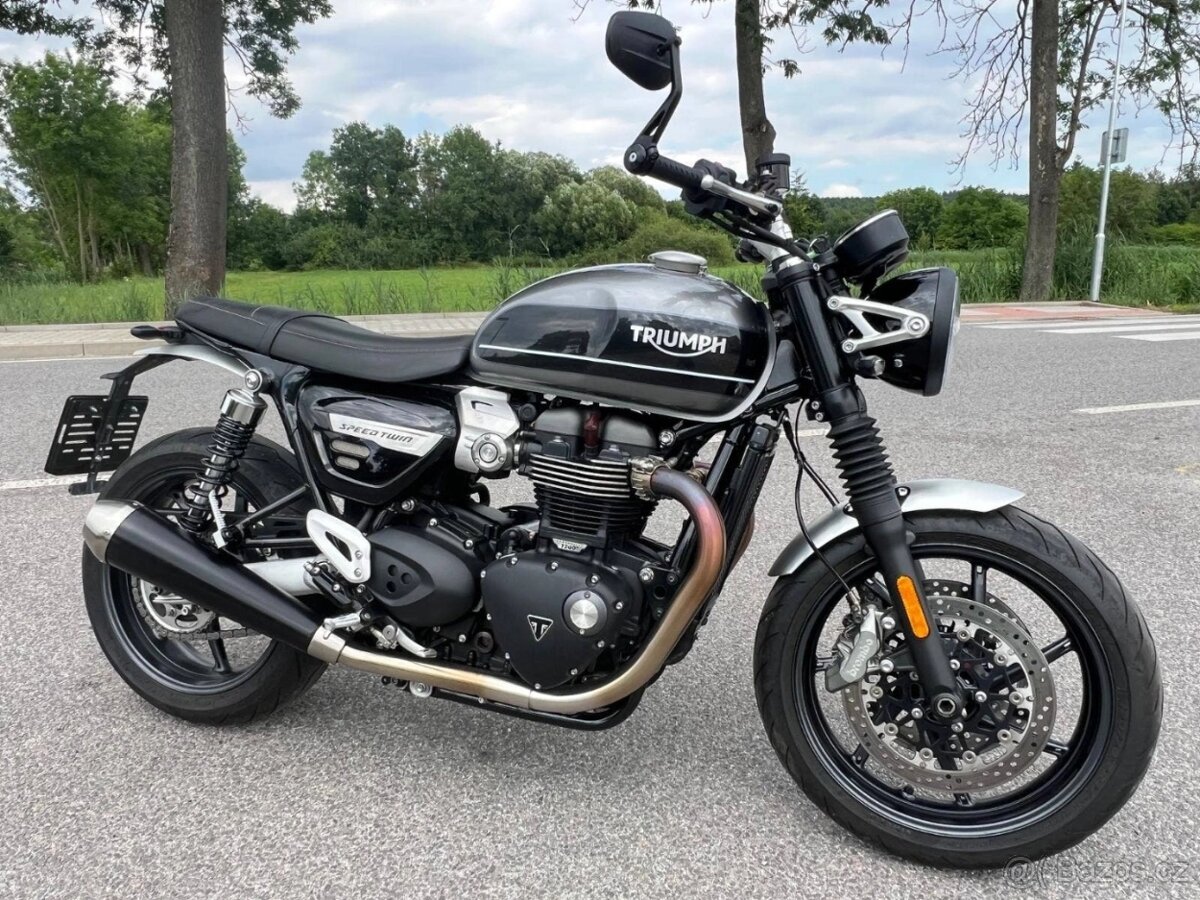 Triumph Speed Twin 1200