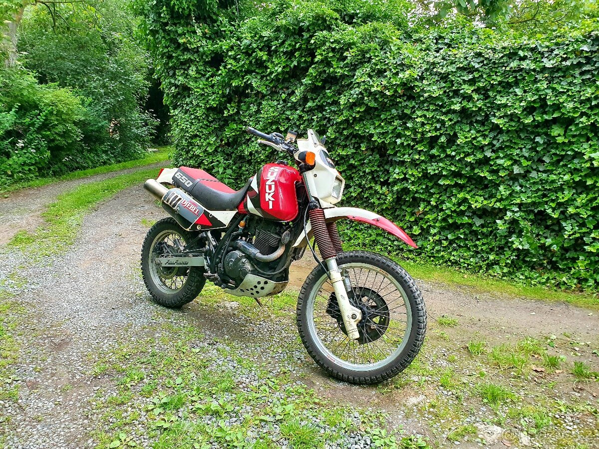 Suzuki DR 650 Djebel 1990
