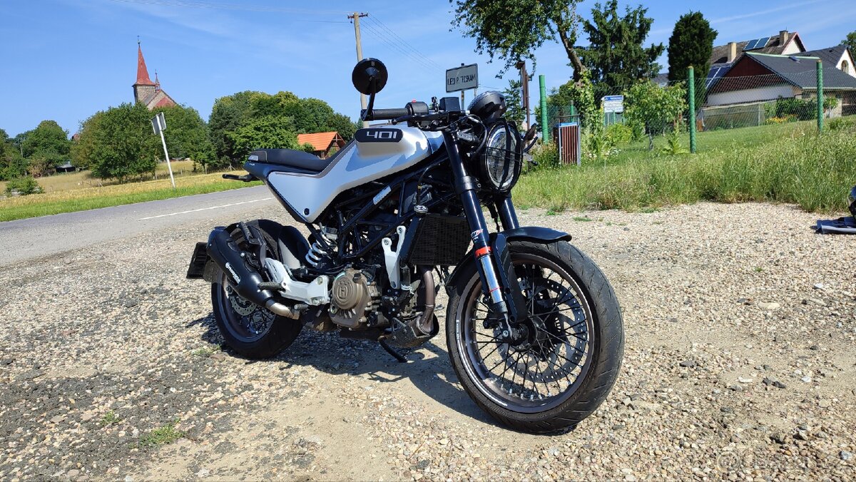 Husqvarna Svartpilen 125 2022 (dvojník KTM Duke 125)