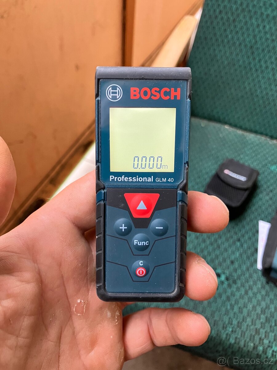 Laser měřič Bosch GLM 40
