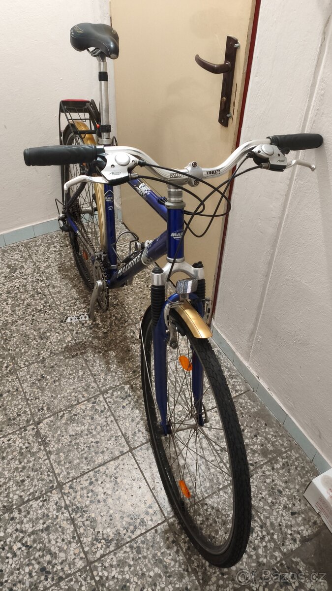 Pánské trekové kolo MAXBIKE