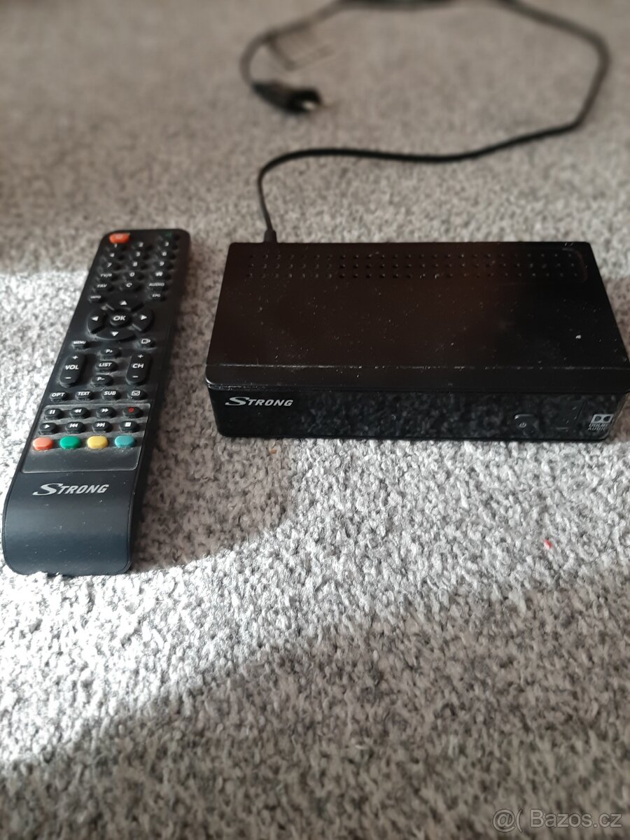 Philips TV + set-top box Strong s úhlopříčkou 81cm