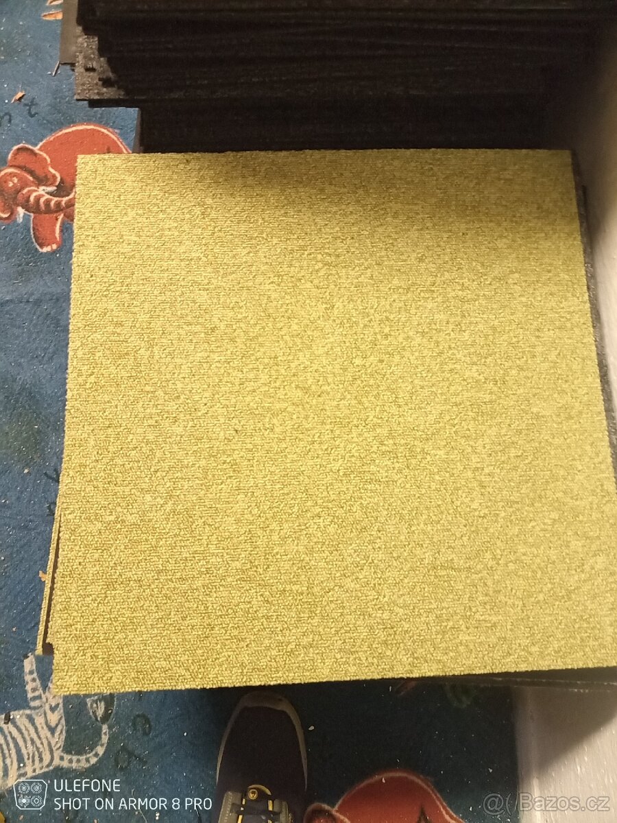 Čtvercový zátěžový koberec 50x50 cm různé barvy 1m² 140 Kč