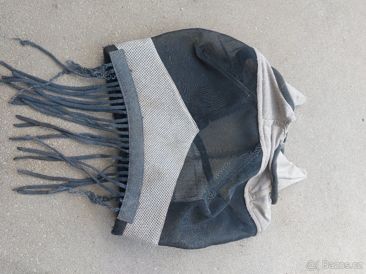 Třásně + maska proti hmyzu