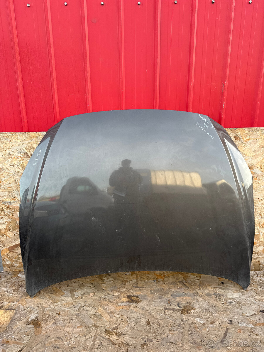 116. Prodám kapotu MAZDA 3 BM 2014-2016