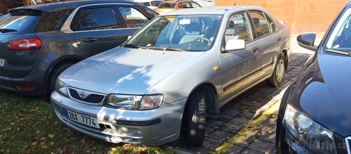Nissan Almera