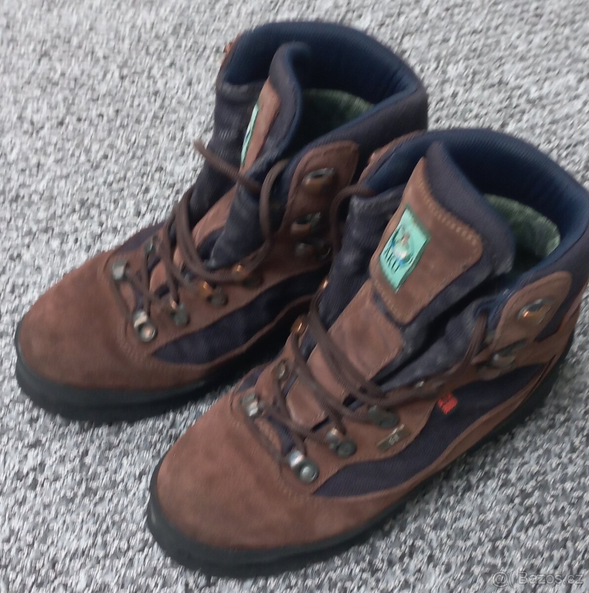 Trekové boty Goretex vel.38