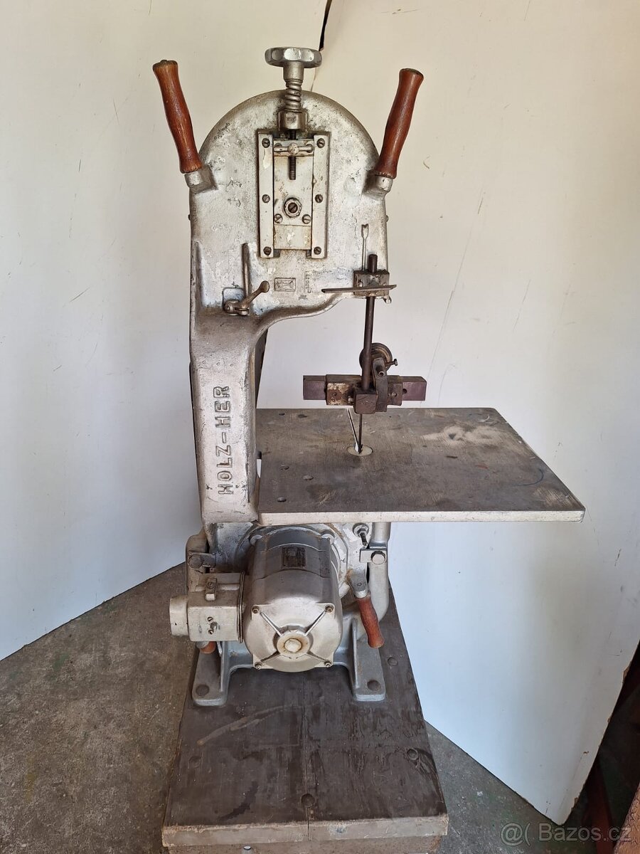 Tesařská pásová pila