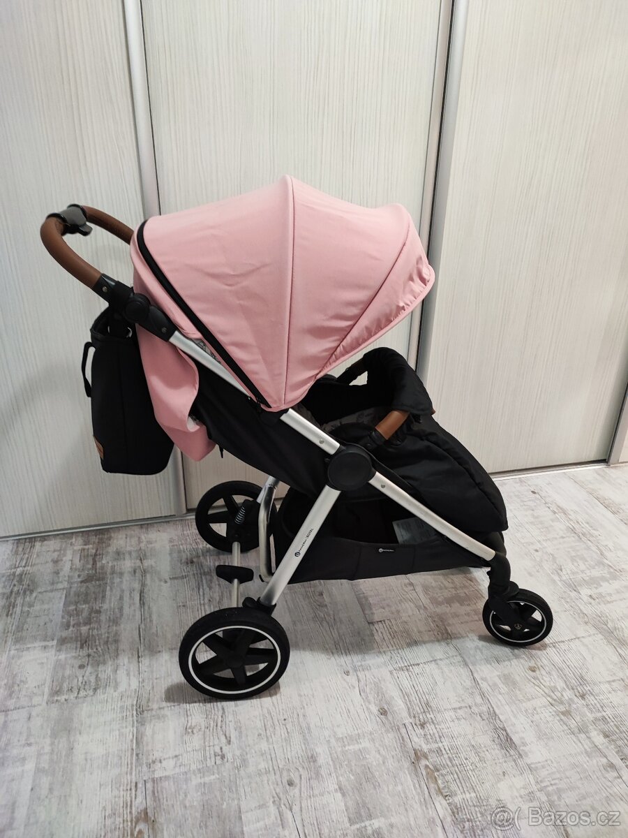 Kočárek petite a Mars royal